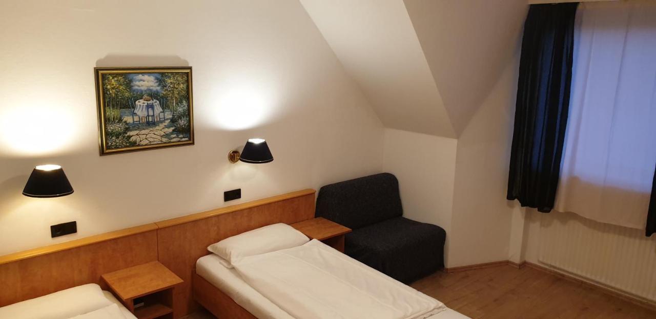 Hotel Gaya Bad Soden am Taunus Extérieur photo